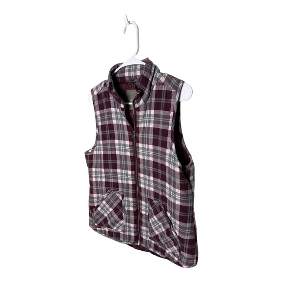 Maurices Burgundy Plaid Quilted Puffer Vest Size Medium Full Zip Pockets - Picture 3 of 6